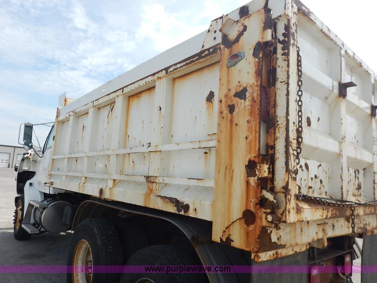 image for item K1680 2005 Sterling L7500 dump truck