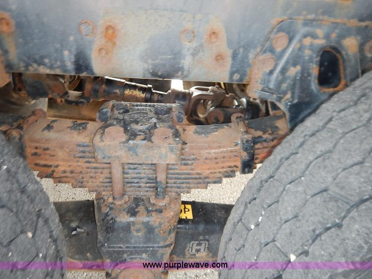 image for item K1680 2005 Sterling L7500 dump truck