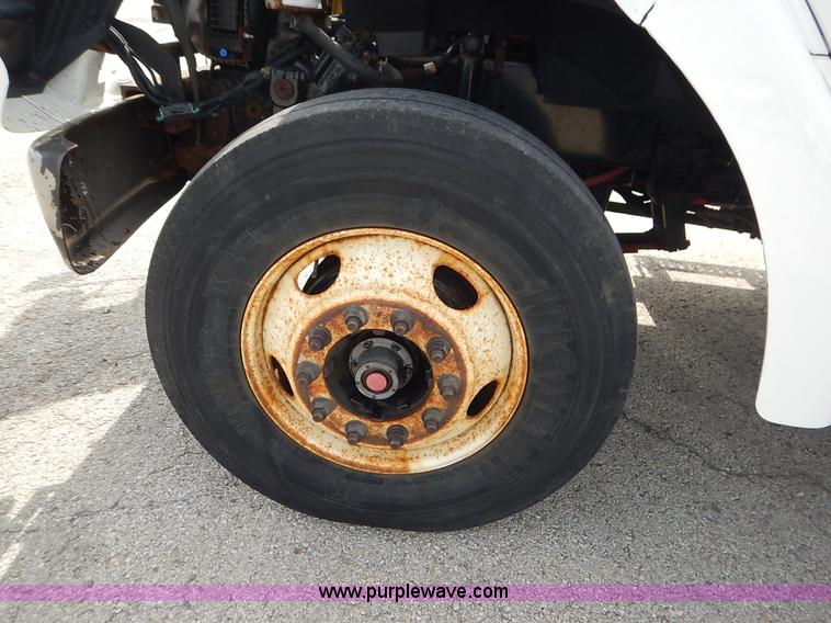 image for item K1680 2005 Sterling L7500 dump truck