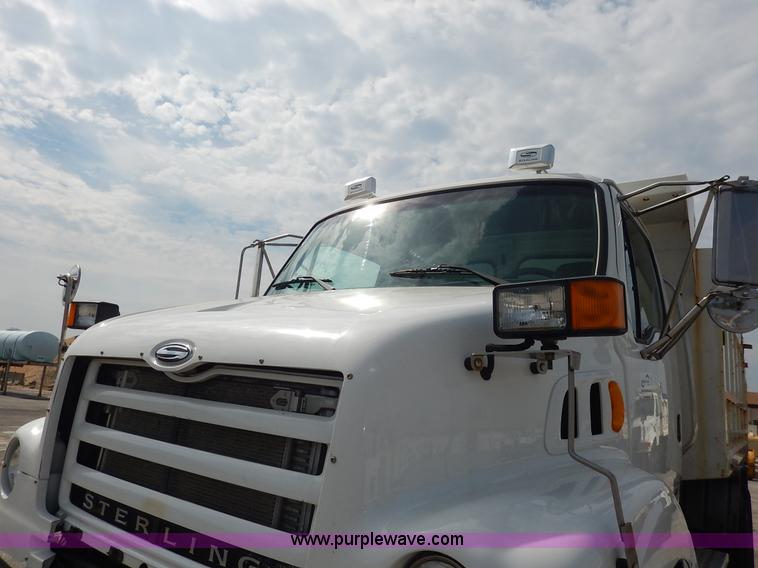 image for item K1680 2005 Sterling L7500 dump truck