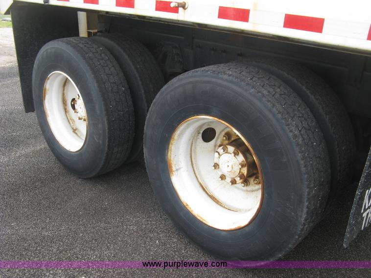 image for item L6345 2004 International 7400 dump truck