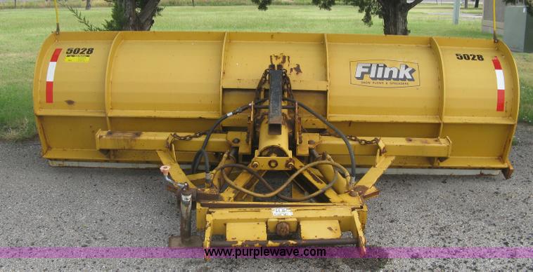 image for item L6345 2004 International 7400 dump truck