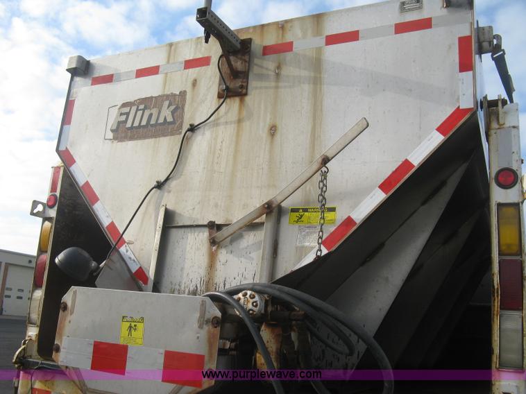 image for item L6346 2002 GMC C8500 dump truck