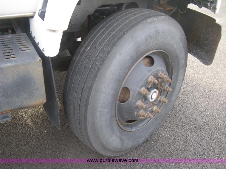 image for item L6346 2002 GMC C8500 dump truck