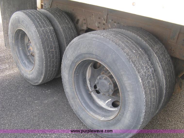 image for item L6346 2002 GMC C8500 dump truck