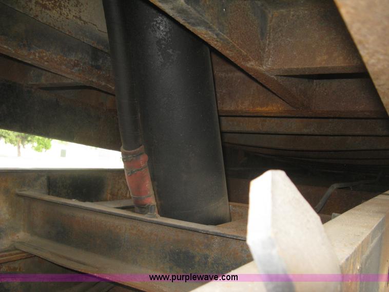 image for item L6346 2002 GMC C8500 dump truck