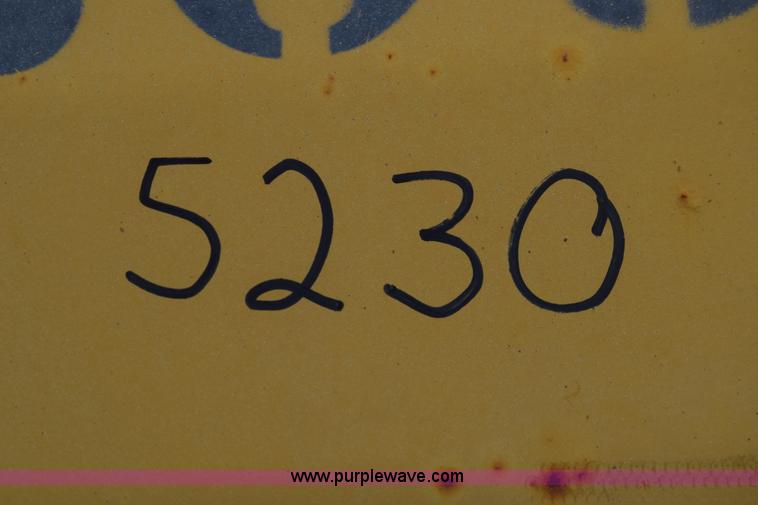 image for item L6346 2002 GMC C8500 dump truck