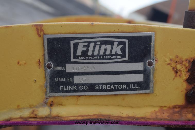 image for item L6346 2002 GMC C8500 dump truck