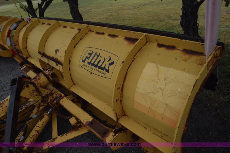 image for item L6347 2000 International F4900 dump truck