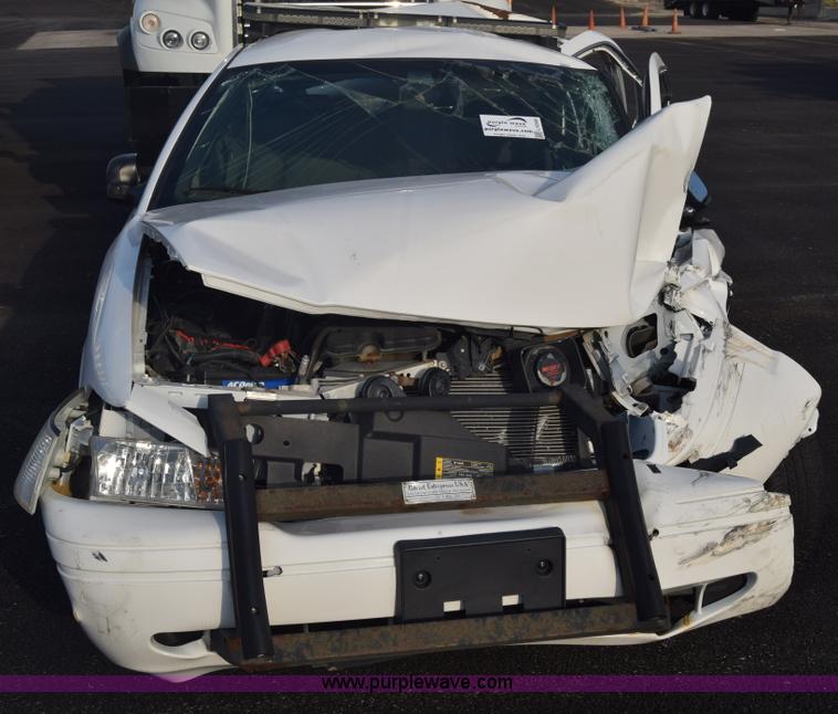 image for item L6348 2011 Ford Crown Victoria Police Interceptor