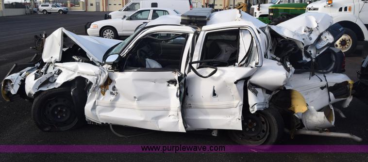 image for item L6348 2011 Ford Crown Victoria Police Interceptor