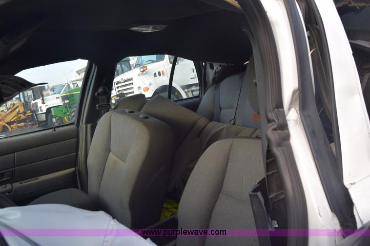 image for item L6348 2011 Ford Crown Victoria Police Interceptor