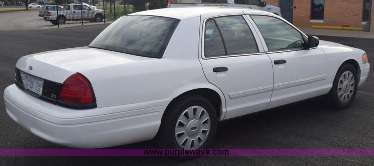 image for item L6350 2011 Ford Crown Victoria Police Interceptor