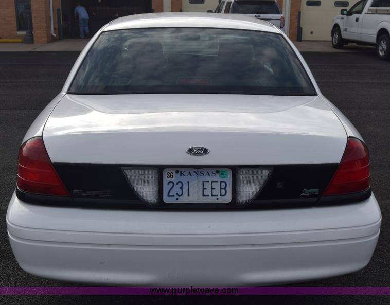 image for item L6350 2011 Ford Crown Victoria Police Interceptor