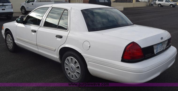 image for item L6350 2011 Ford Crown Victoria Police Interceptor