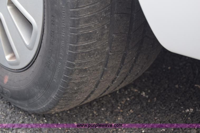 image for item L6350 2011 Ford Crown Victoria Police Interceptor