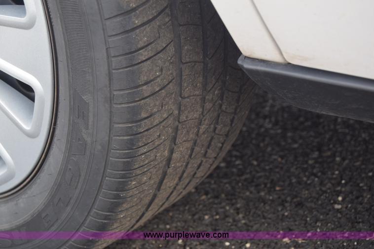 image for item L6350 2011 Ford Crown Victoria Police Interceptor