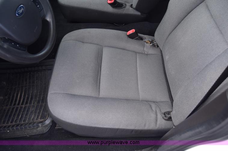 image for item L6352 2011 Ford Crown Victoria Police Interceptor