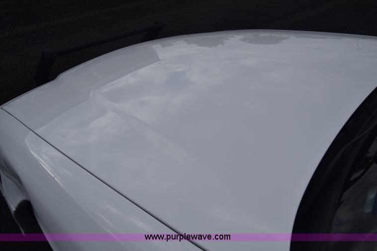 image for item L6352 2011 Ford Crown Victoria Police Interceptor