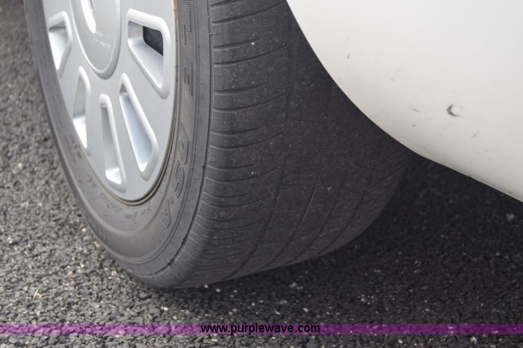 image for item L6352 2011 Ford Crown Victoria Police Interceptor