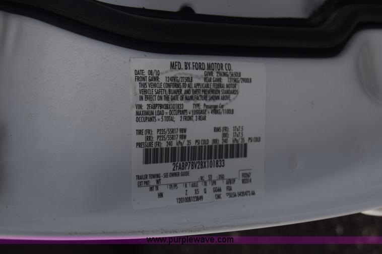 image for item L6352 2011 Ford Crown Victoria Police Interceptor