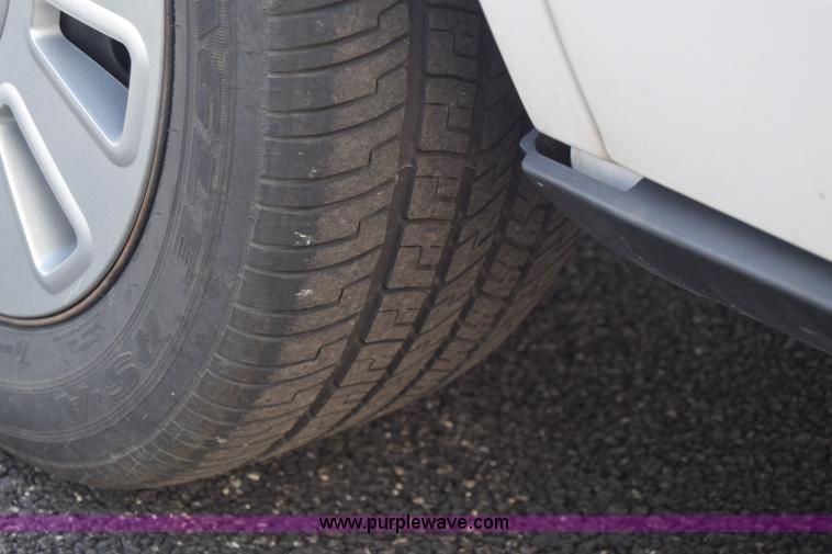 image for item L6353 2011 Ford Crown Victoria Police Interceptor