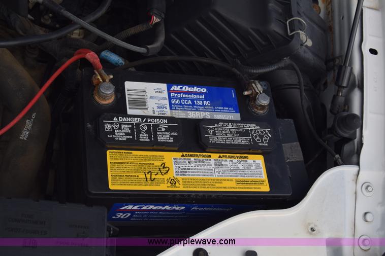 image for item L6354 2005 Ford Taurus SEL