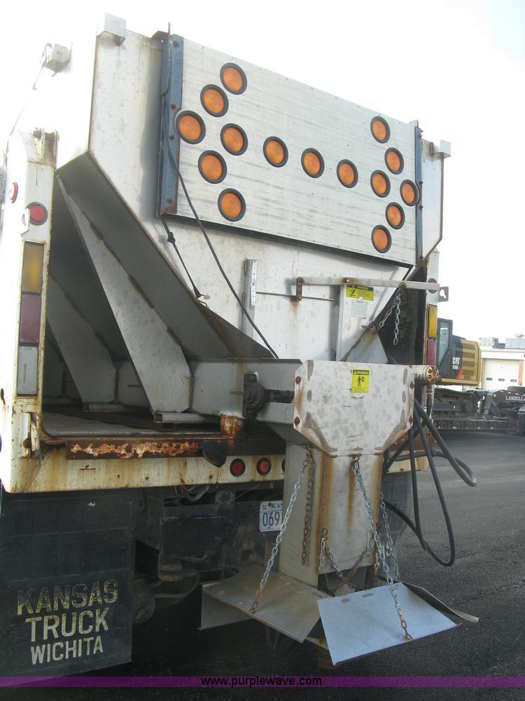 image for item L6355 2004 International 7400 dump truck