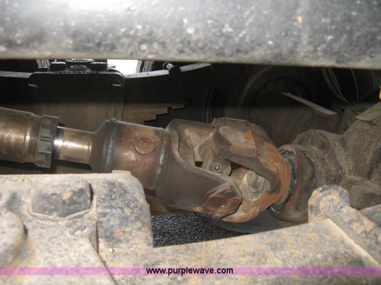 image for item L6355 2004 International 7400 dump truck