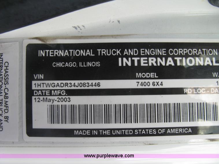image for item L6355 2004 International 7400 dump truck