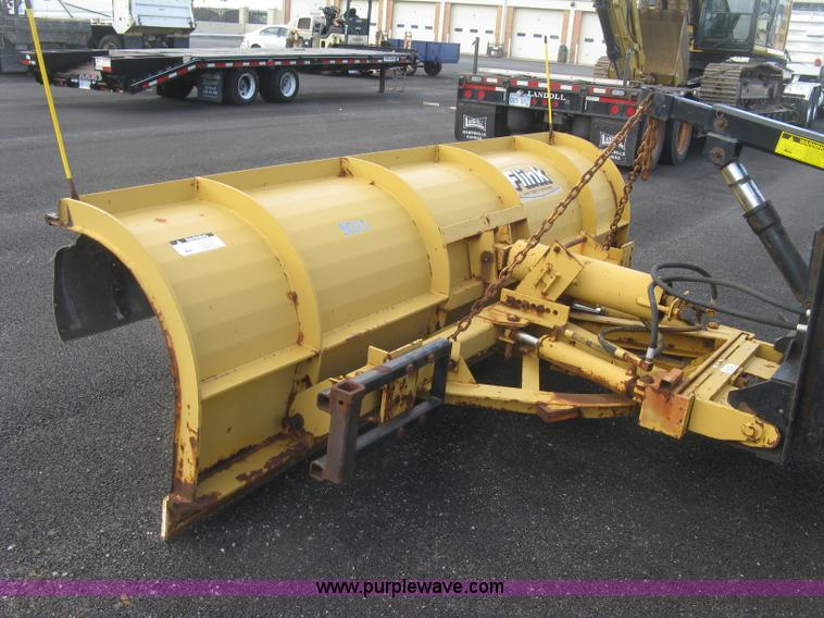 image for item L6355 2004 International 7400 dump truck