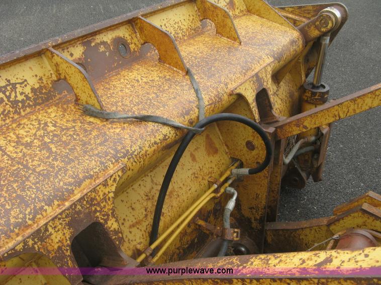 image for item L6356 1996 Caterpillar 939 track loader