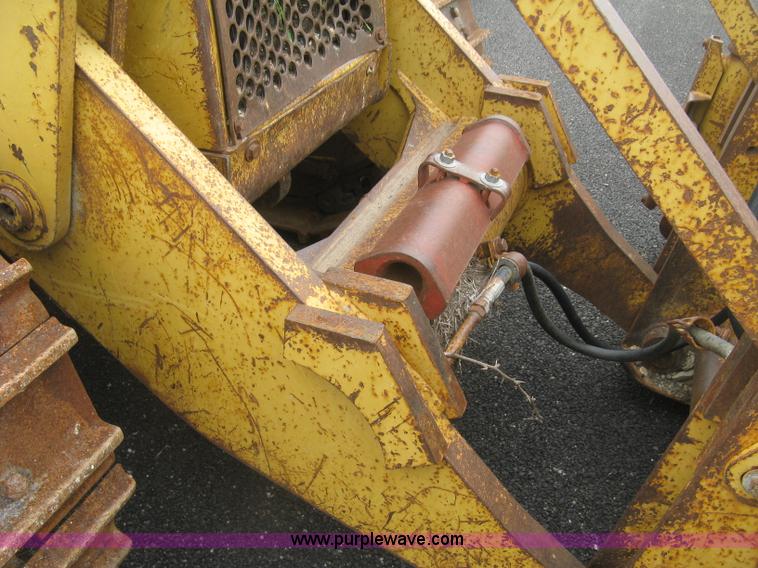 image for item L6356 1996 Caterpillar 939 track loader