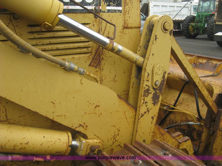 image for item L6356 1996 Caterpillar 939 track loader
