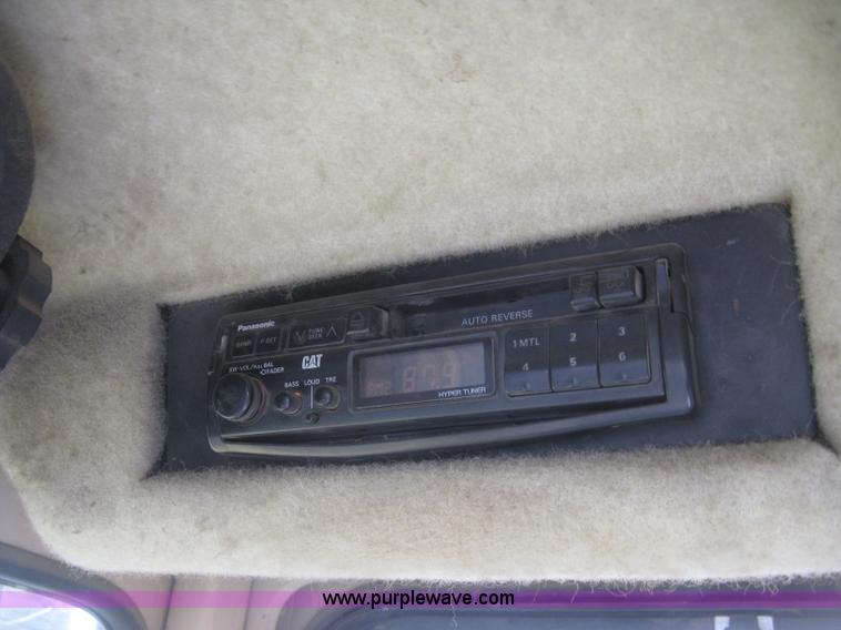 image for item L6356 1996 Caterpillar 939 track loader