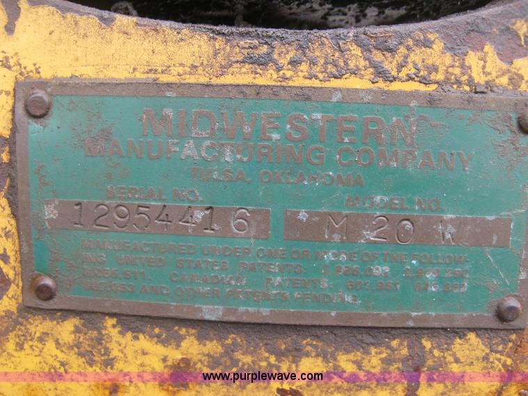 image for item L6356 1996 Caterpillar 939 track loader