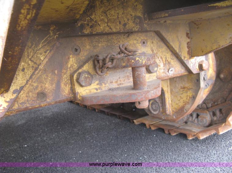 image for item L6356 1996 Caterpillar 939 track loader