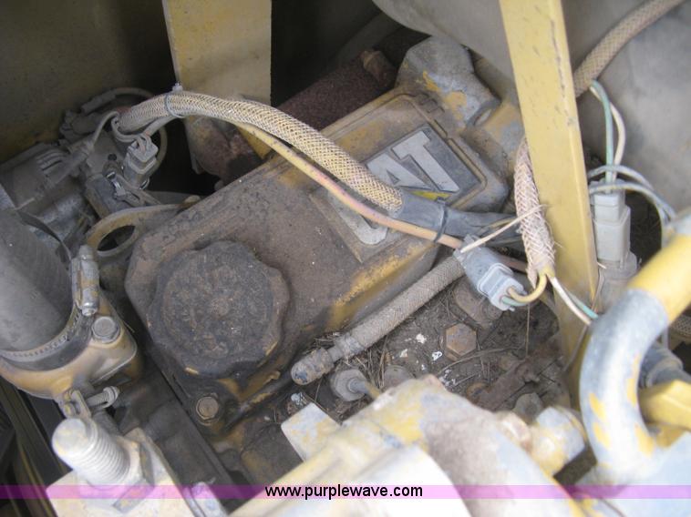 image for item L6356 1996 Caterpillar 939 track loader