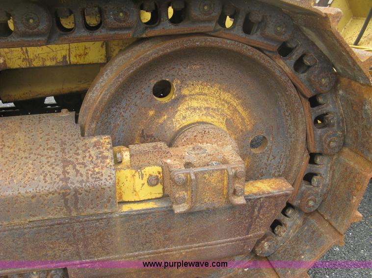 image for item L6356 1996 Caterpillar 939 track loader