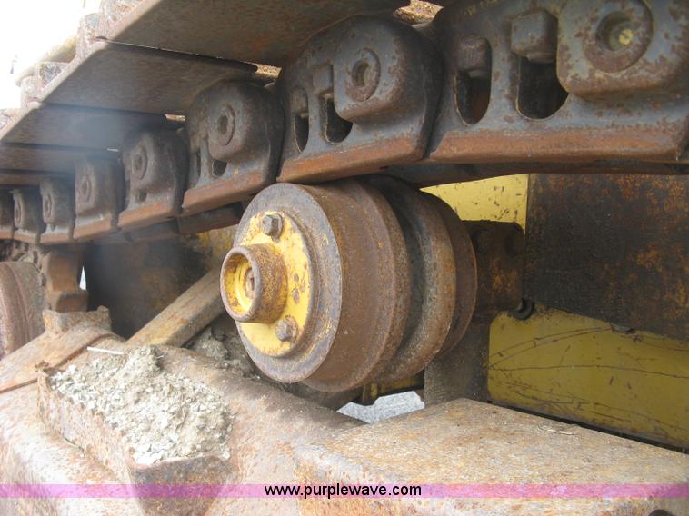 image for item L6356 1996 Caterpillar 939 track loader