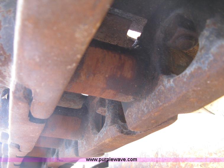 image for item L6356 1996 Caterpillar 939 track loader