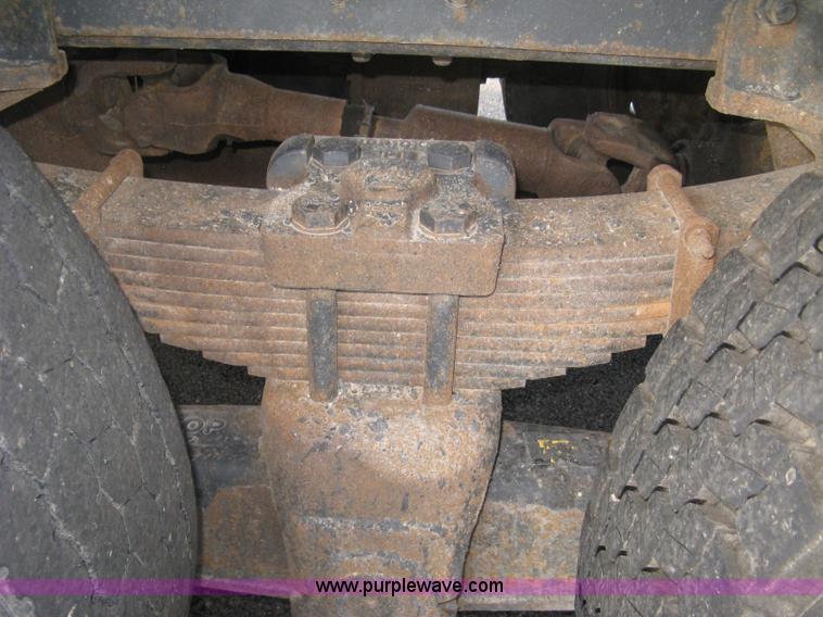 image for item L6357 2002 GMC C7500 dump truck