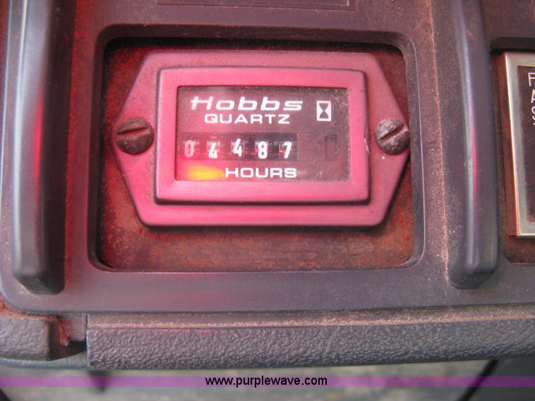 image for item L6357 2002 GMC C7500 dump truck