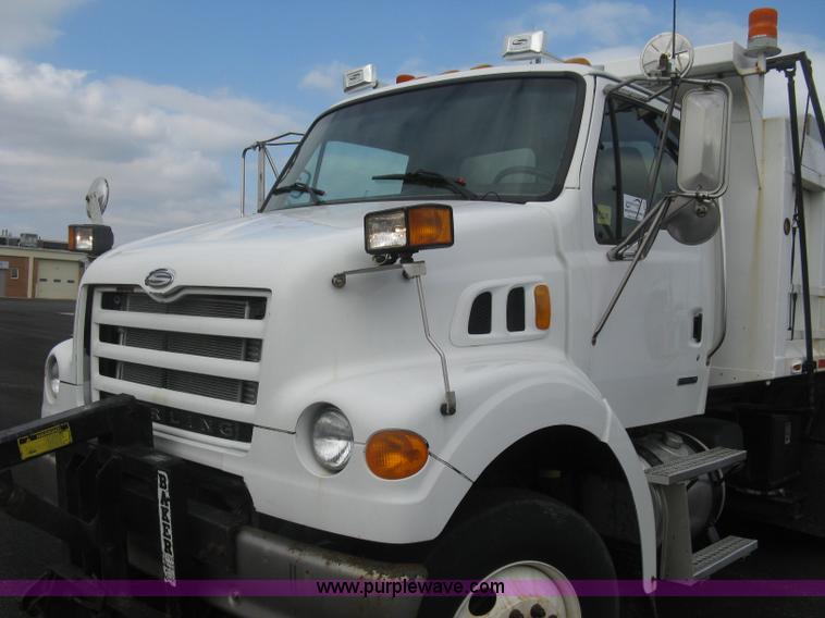 image for item L6358 2005 Sterling L7500 dump truck