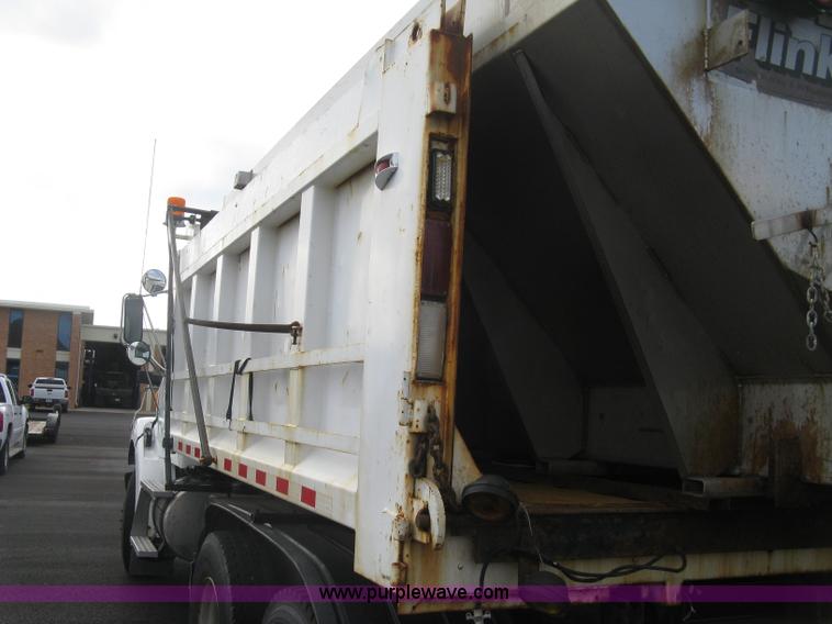 image for item L6358 2005 Sterling L7500 dump truck