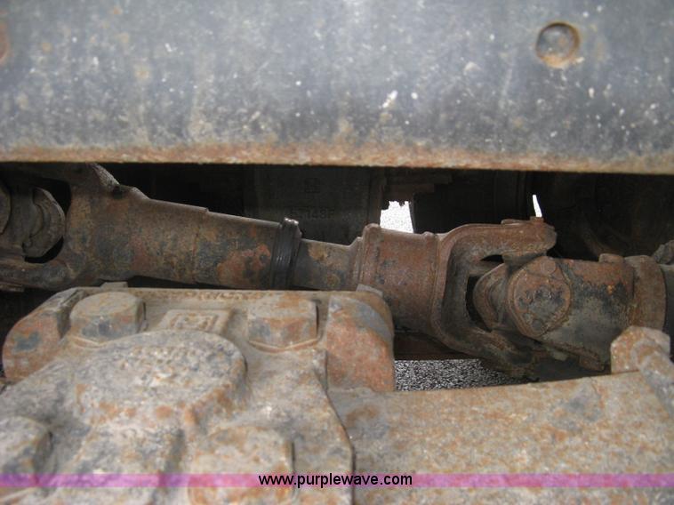 image for item L6358 2005 Sterling L7500 dump truck