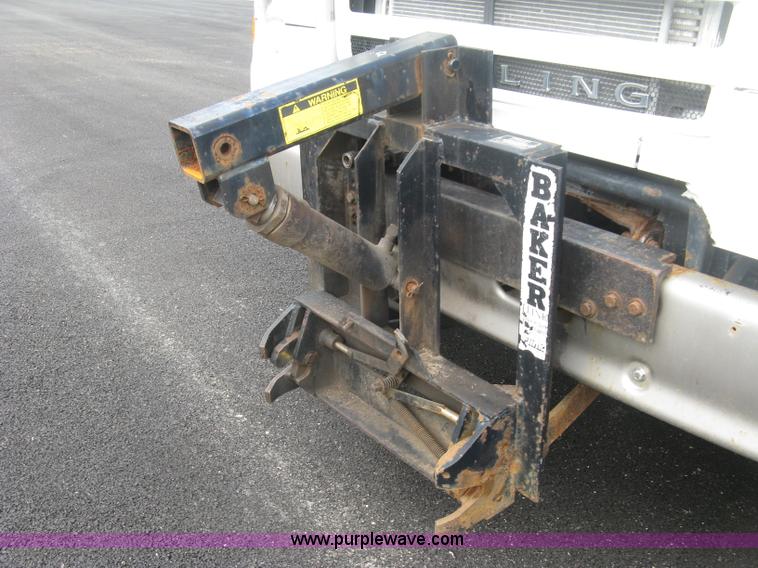 image for item L6358 2005 Sterling L7500 dump truck