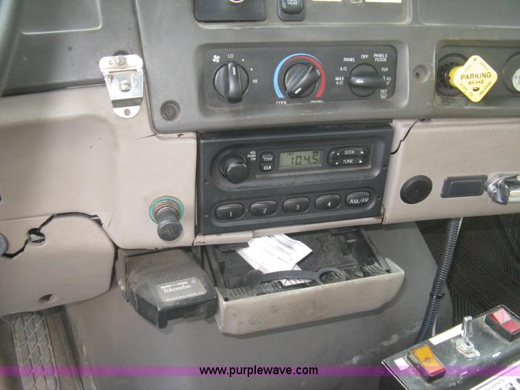 image for item L6358 2005 Sterling L7500 dump truck