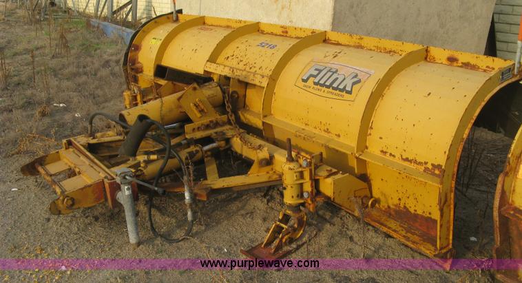 image for item L6358 2005 Sterling L7500 dump truck