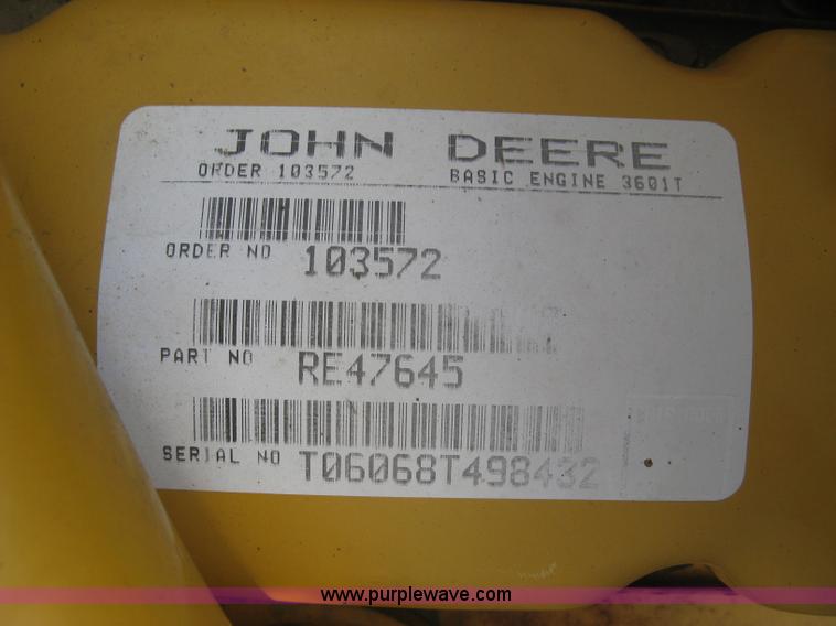 image for item L6360 1995 John Deere 690E LC excavator